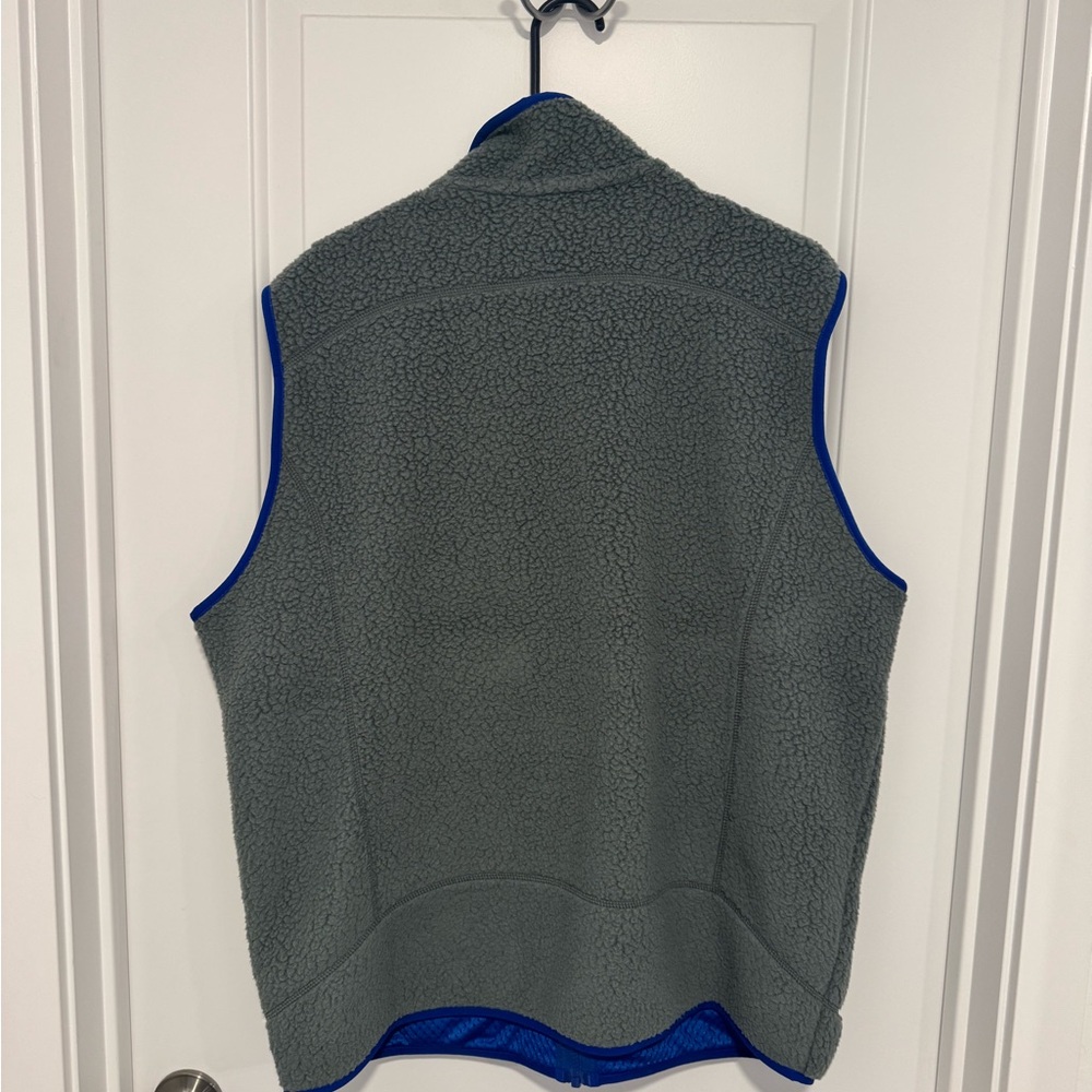 Patagonia Gray and Blue Fleece Vest